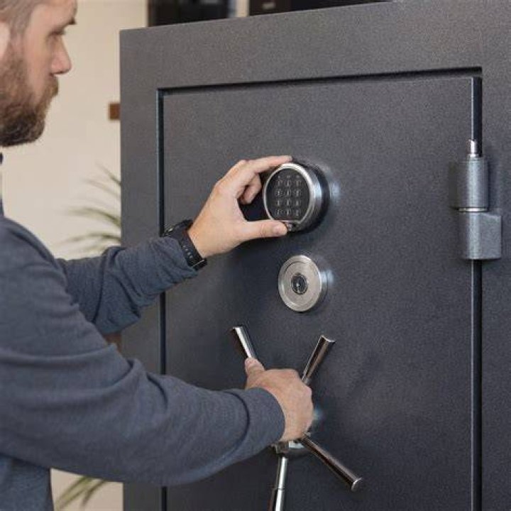 Can you replace lock on gun safe?