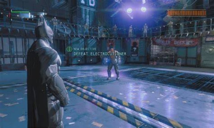 How do you beat the Electrocutioner in Arkham origins?