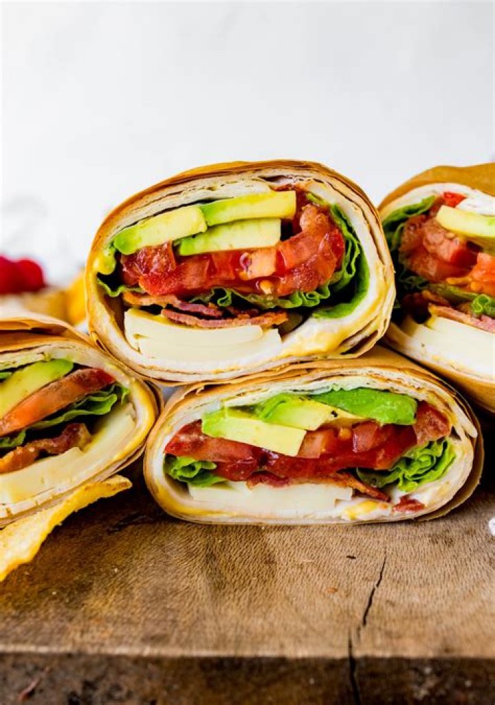 How do you do a wrap for lunch?