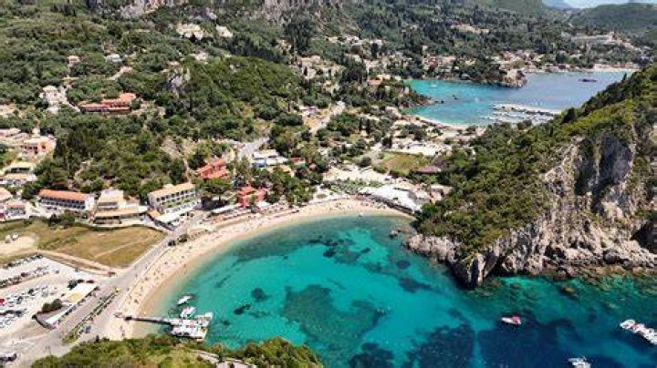How far is Agios Spyridon from airport?