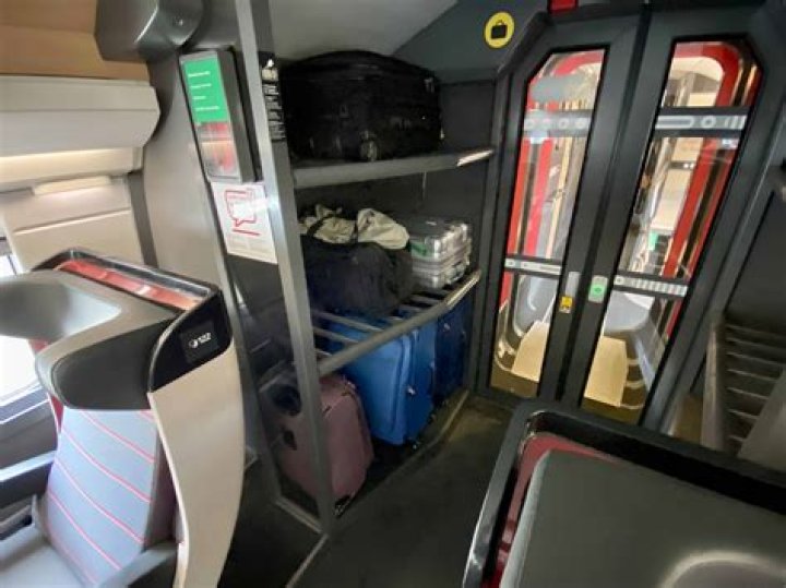 How much luggage is allowed in TGV train?