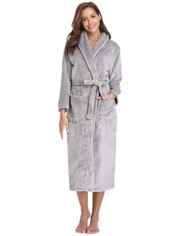 Is microfiber good for bathrobe?