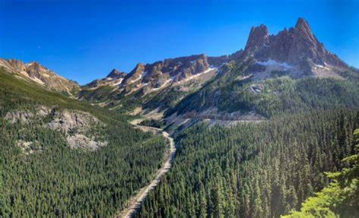 Is the North Cascade Pass still open?