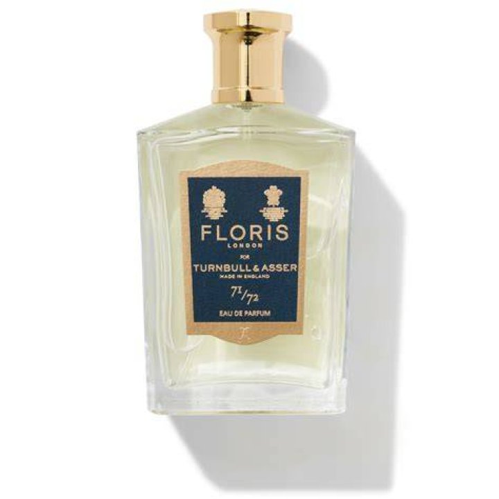 What does Floris London smell like?
