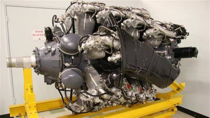 What engines are on the B-36?