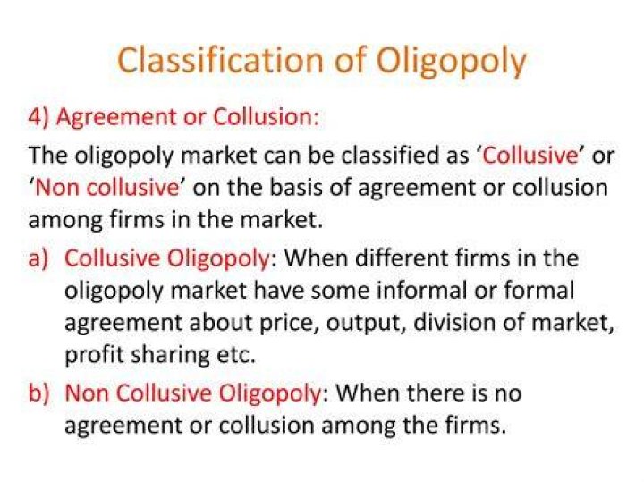 What is a collusive oligopoly?