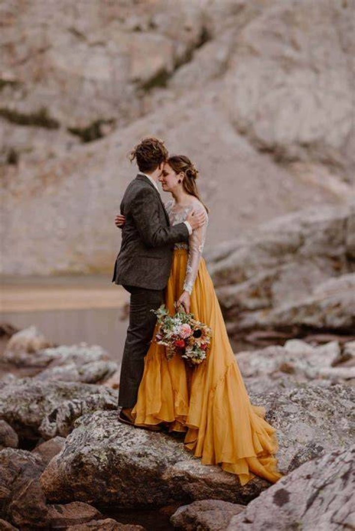 What is a non traditional photo?