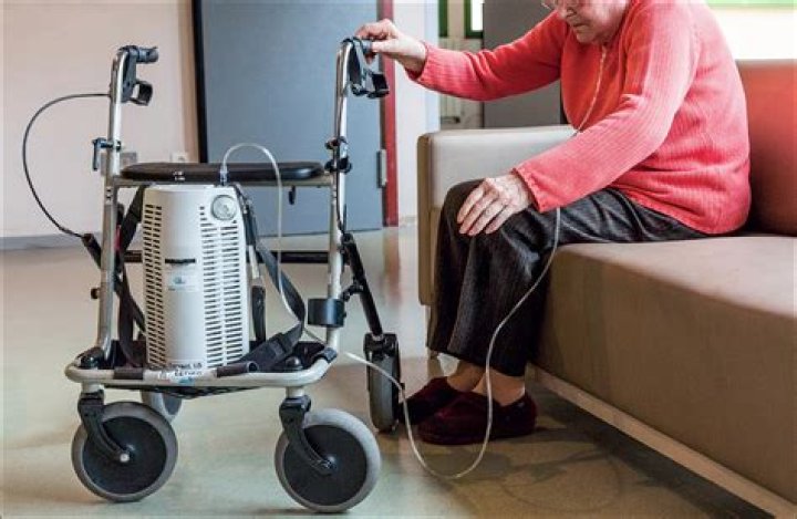 What is ambulatory oxygen therapy?