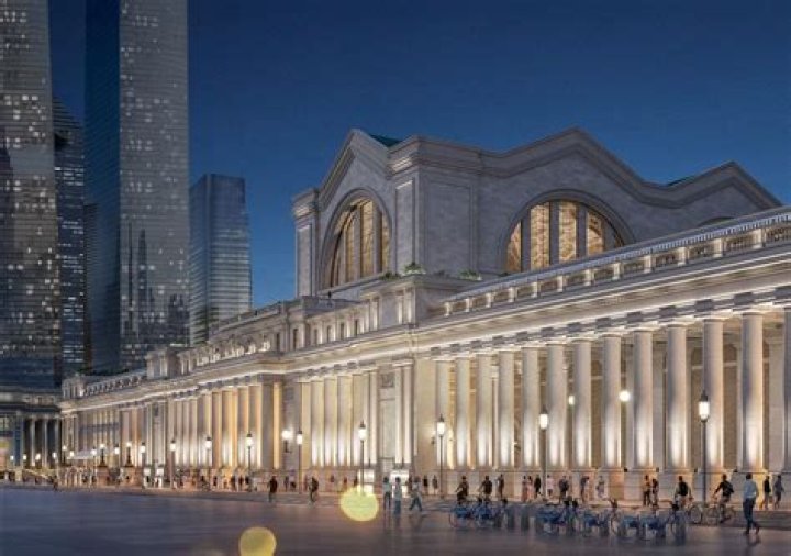 What subway goes from Penn Station to the Metropolitan Museum of Art?