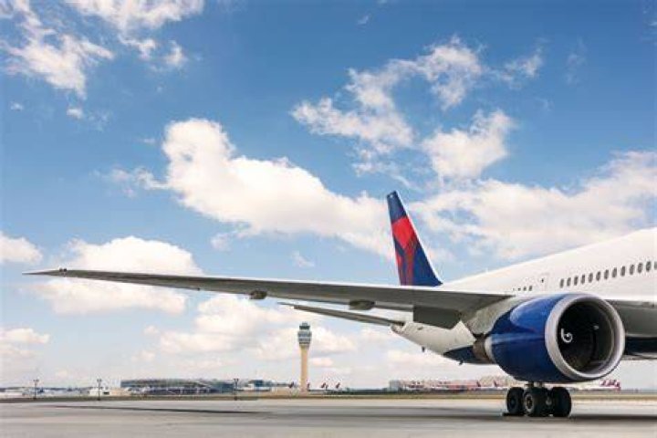 What time is Delta flight arriving in Ghana today?