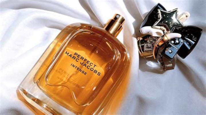 Where is Marc Jacobs based?