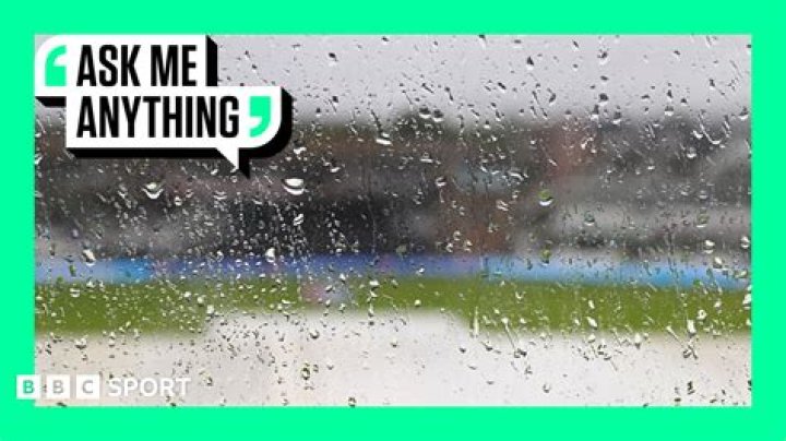Which sports Cannot be played in rain?