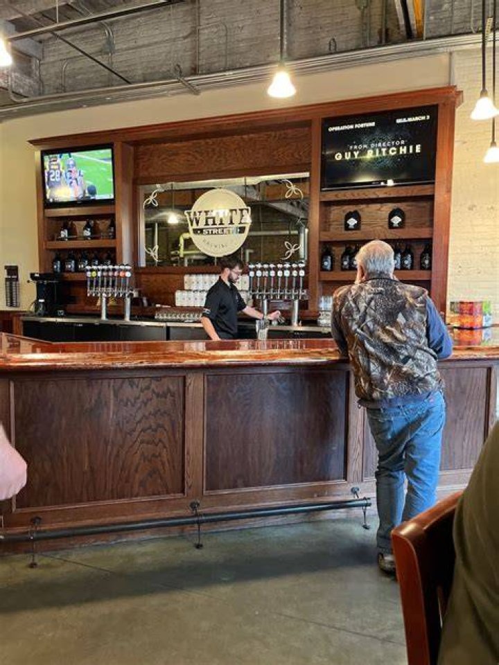 Who owns White Street Brewing Company?