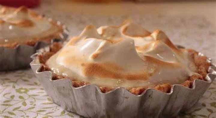 Why does my chocolate meringue pie get runny?